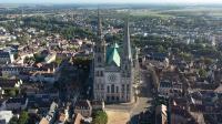 Chartes photo aérienne de la ville prise par drone