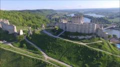 Patrimoine historique en vue aérienne château Gaillard