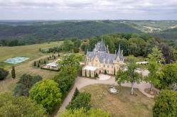 Vue aérienne par pilote de drone en Dordogne